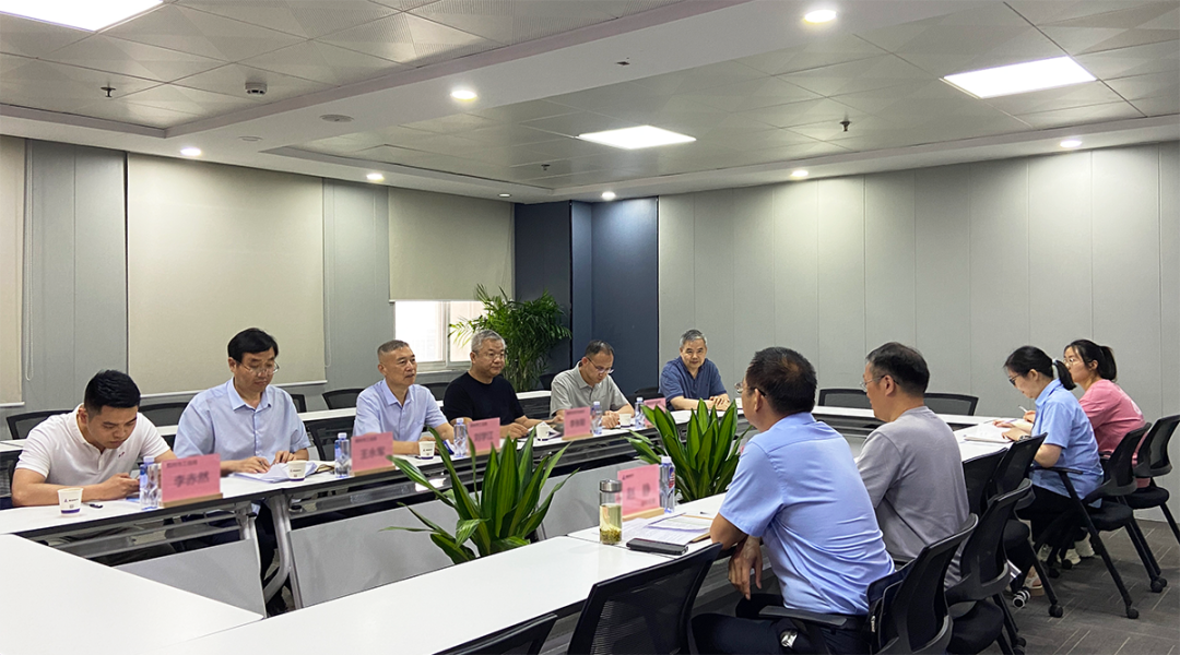 熱烈歡迎鄭州市工信局領導蒞臨馳誠電氣調研指導